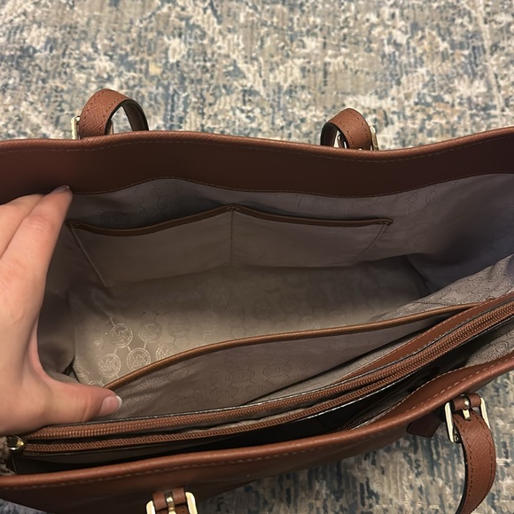 Michael Kors textured leather tote - Picture 6 of 14